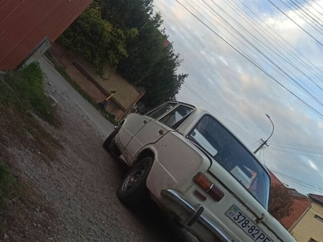 Белый ВАЗ 2101, объемом двигателя 1 л и пробегом 800 тыс. км за 325 $, фото 3 на Automoto.ua