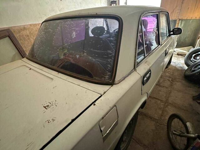Белый ВАЗ 2101, объемом двигателя 1.2 л и пробегом 9 тыс. км за 239 $, фото 2 на Automoto.ua