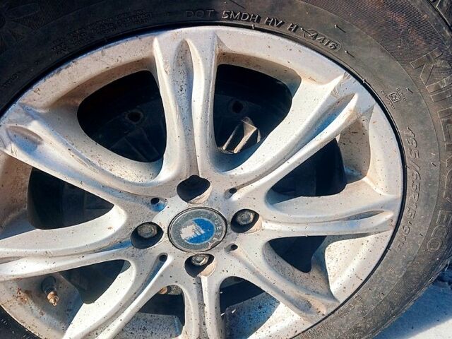 Белый ВАЗ 2101, объемом двигателя 15 л и пробегом 0 тыс. км за 310 $, фото 3 на Automoto.ua