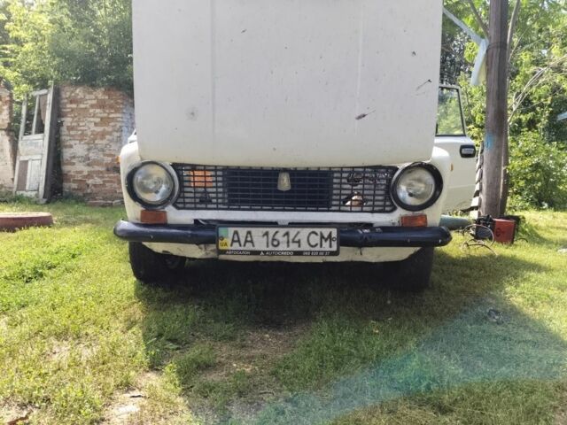Белый ВАЗ 2101, объемом двигателя 1.3 л и пробегом 65 тыс. км за 11500 $, фото 11 на Automoto.ua