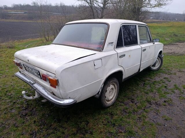 Белый ВАЗ 2101, объемом двигателя 1.3 л и пробегом 500 тыс. км за 214 $, фото 5 на Automoto.ua