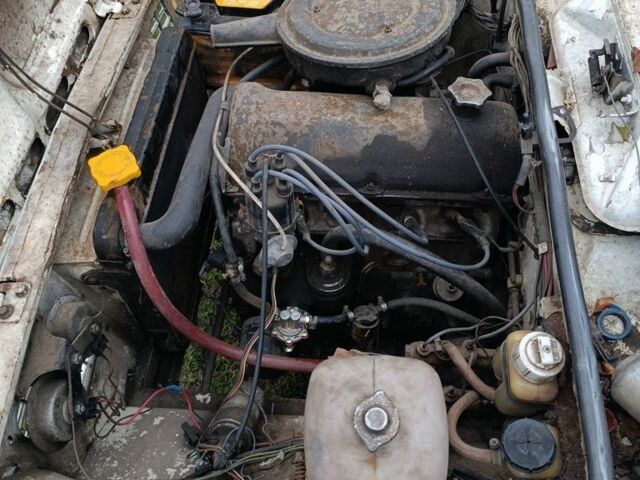 Белый ВАЗ 2101, объемом двигателя 1.3 л и пробегом 500 тыс. км за 214 $, фото 2 на Automoto.ua