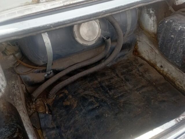 Белый ВАЗ 2101, объемом двигателя 0 л и пробегом 100 тыс. км за 355 $, фото 4 на Automoto.ua