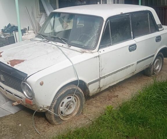 Белый ВАЗ 2101, объемом двигателя 1 л и пробегом 2 тыс. км за 158 $, фото 1 на Automoto.ua