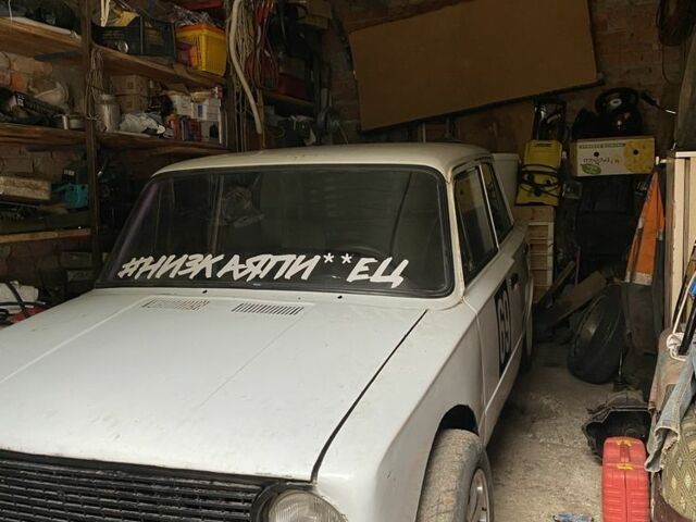 Белый ВАЗ 2101, объемом двигателя 0 л и пробегом 666 тыс. км за 665 $, фото 2 на Automoto.ua