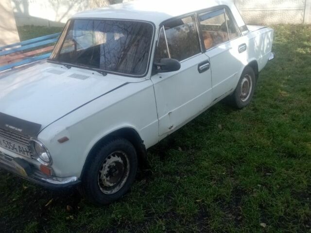Белый ВАЗ 2101, объемом двигателя 0 л и пробегом 100 тыс. км за 355 $, фото 1 на Automoto.ua