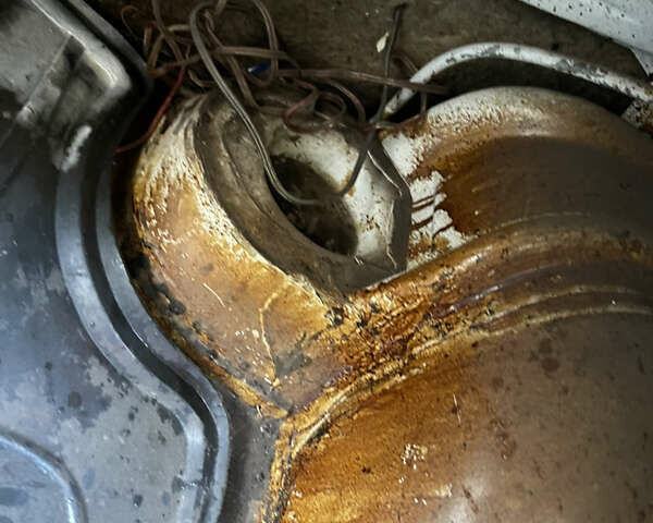 Белый ВАЗ 2101, объемом двигателя 1.2 л и пробегом 345 тыс. км за 380 $, фото 11 на Automoto.ua