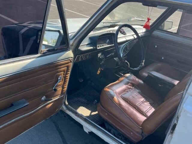Білий ВАЗ 2101, об'ємом двигуна 1.1 л та пробігом 234 тис. км за 510 $, фото 5 на Automoto.ua