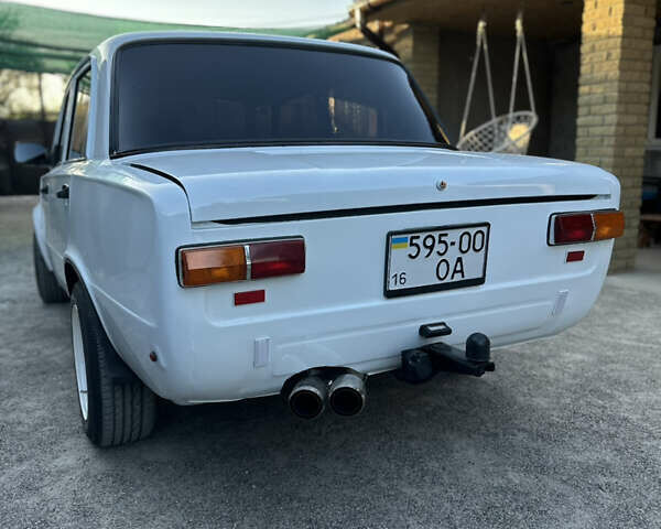 Белый ВАЗ 2101, объемом двигателя 0 л и пробегом 5 тыс. км за 2300 $, фото 9 на Automoto.ua