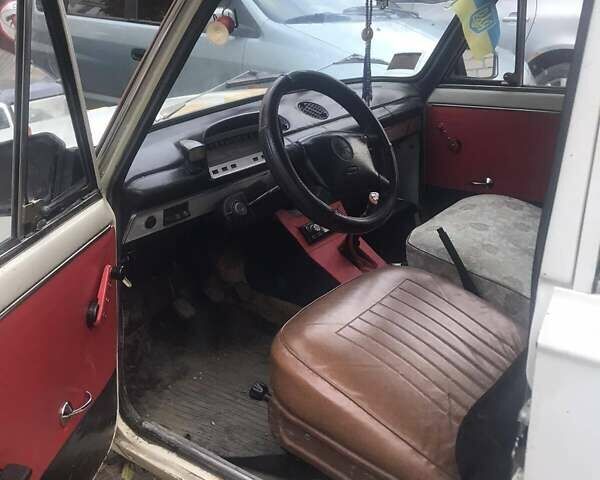 Белый ВАЗ 2101, объемом двигателя 0 л и пробегом 249 тыс. км за 450 $, фото 4 на Automoto.ua