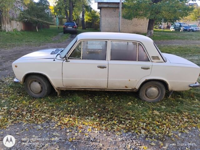 Белый ВАЗ 2101, объемом двигателя 0 л и пробегом 3 тыс. км за 384 $, фото 3 на Automoto.ua