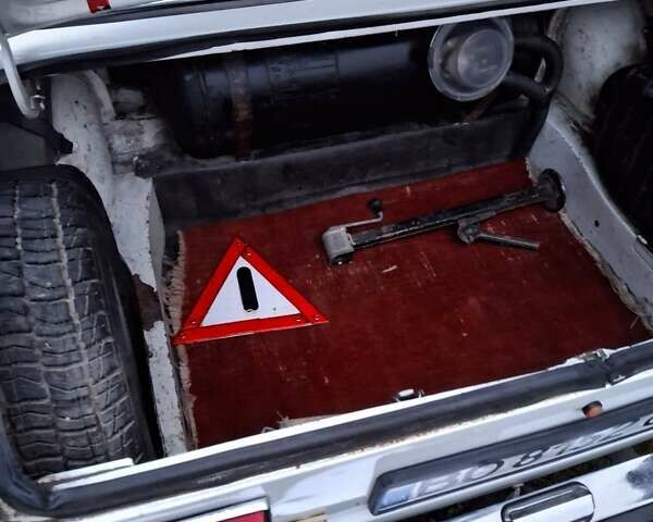 Белый ВАЗ 2101, объемом двигателя 1.29 л и пробегом 150 тыс. км за 1000 $, фото 6 на Automoto.ua