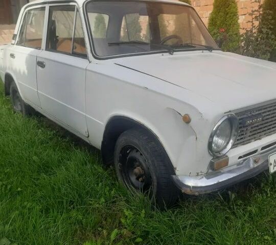 Білий ВАЗ 2101, об'ємом двигуна 0 л та пробігом 100 тис. км за 390 $, фото 2 на Automoto.ua