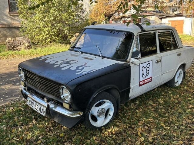 Белый ВАЗ 2101, объемом двигателя 1.3 л и пробегом 45 тыс. км за 405 $, фото 3 на Automoto.ua