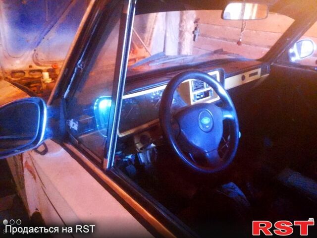 Белый ВАЗ 2101, объемом двигателя 12 л и пробегом 0 тыс. км за 300 $, фото 1 на Automoto.ua