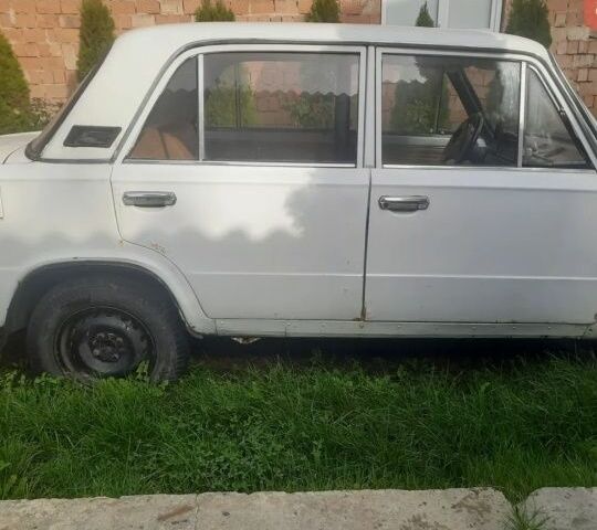 Белый ВАЗ 2101, объемом двигателя 0 л и пробегом 100 тыс. км за 381 $, фото 4 на Automoto.ua