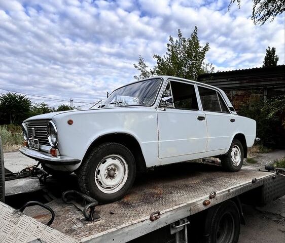 Белый ВАЗ 2101, объемом двигателя 1.3 л и пробегом 71 тыс. км за 478 $, фото 3 на Automoto.ua