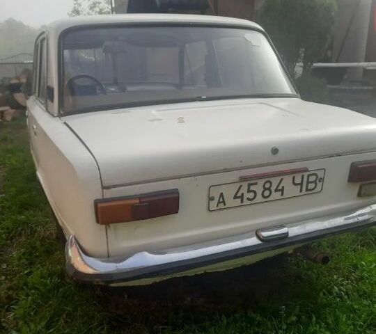 Белый ВАЗ 2101, объемом двигателя 0 л и пробегом 100 тыс. км за 381 $, фото 1 на Automoto.ua