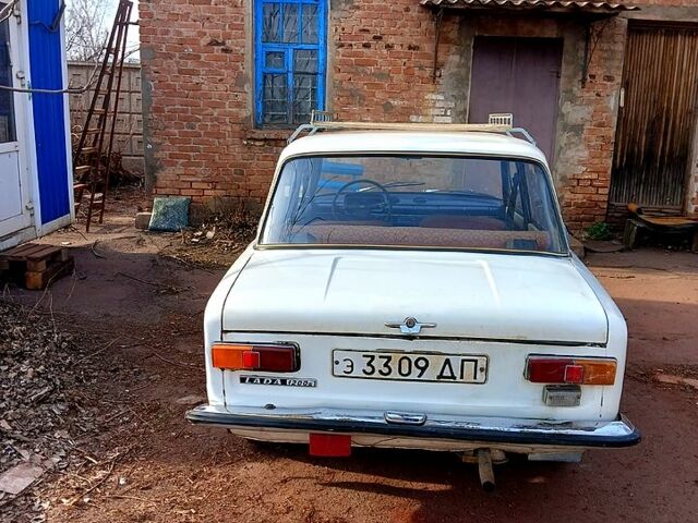 Білий ВАЗ 2101, об'ємом двигуна 11 л та пробігом 120 тис. км за 750 $, фото 2 на Automoto.ua