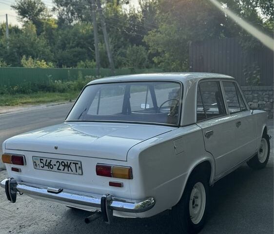 Білий ВАЗ 2101, об'ємом двигуна 0 л та пробігом 40 тис. км за 900 $, фото 2 на Automoto.ua