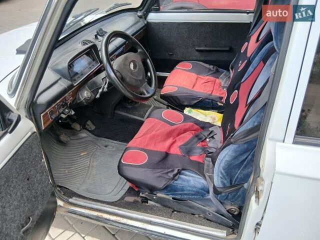 Белый ВАЗ 2101, объемом двигателя 1.3 л и пробегом 150 тыс. км за 750 $, фото 9 на Automoto.ua