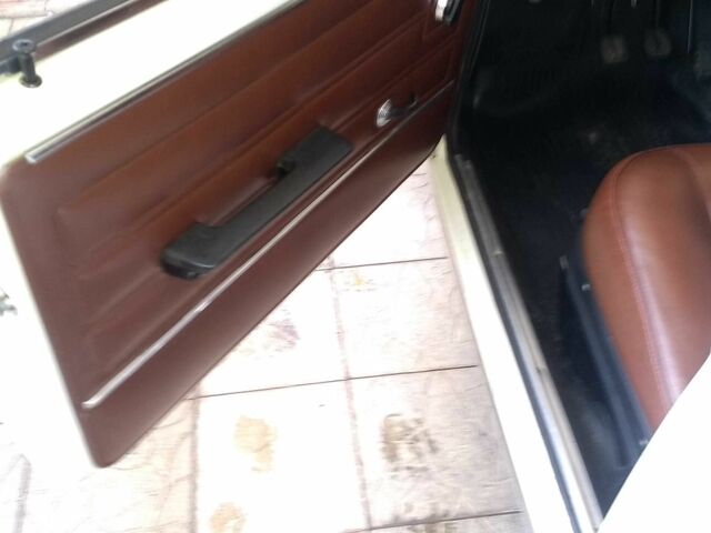 Белый ВАЗ 2101, объемом двигателя 1.3 л и пробегом 79 тыс. км за 3800 $, фото 9 на Automoto.ua