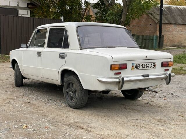Белый ВАЗ 2101, объемом двигателя 0 л и пробегом 2 тыс. км за 300 $, фото 1 на Automoto.ua