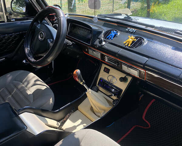 Белый ВАЗ 2101, объемом двигателя 1.2 л и пробегом 40 тыс. км за 1000 $, фото 15 на Automoto.ua