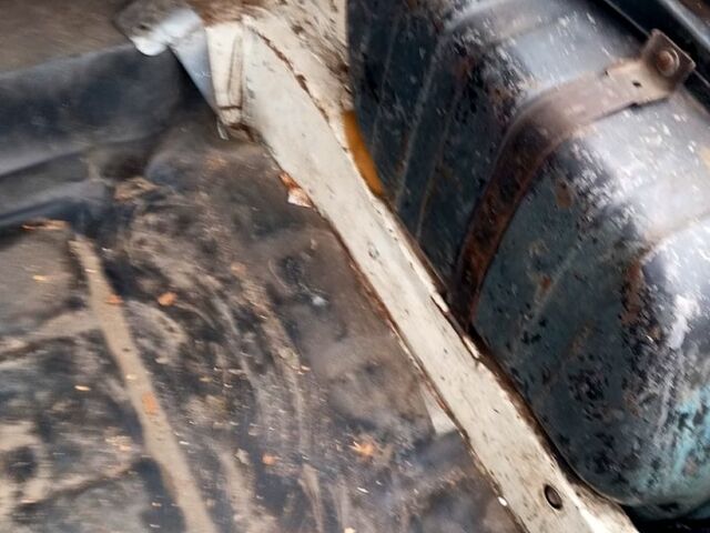 Белый ВАЗ 2101, объемом двигателя 1.2 л и пробегом 45 тыс. км за 650 $, фото 4 на Automoto.ua