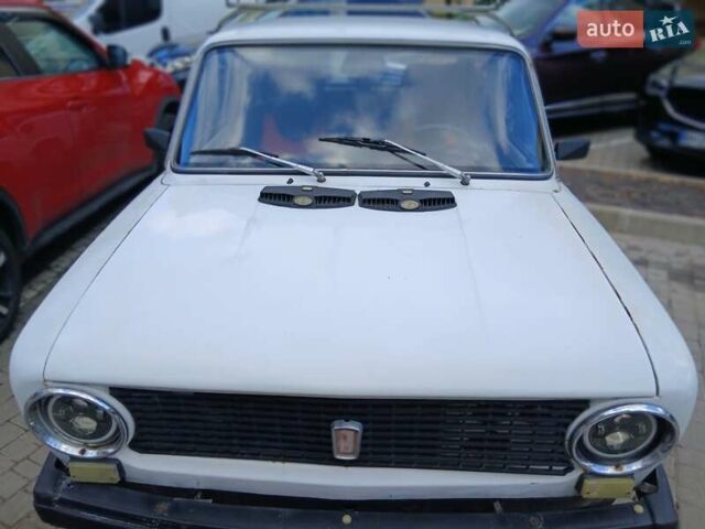 Белый ВАЗ 2101, объемом двигателя 1.3 л и пробегом 150 тыс. км за 750 $, фото 2 на Automoto.ua