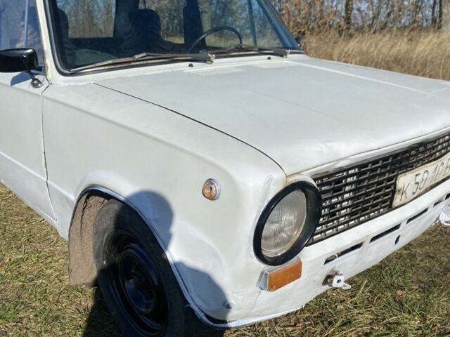 ВАЗ 2101 1977 в Виннице на Automoto.ua Белый ВАЗ 2101, объемом двигателя 1.3 л и пробегом 1000 тыс. км за 431 $, фото 1 на Automoto.ua