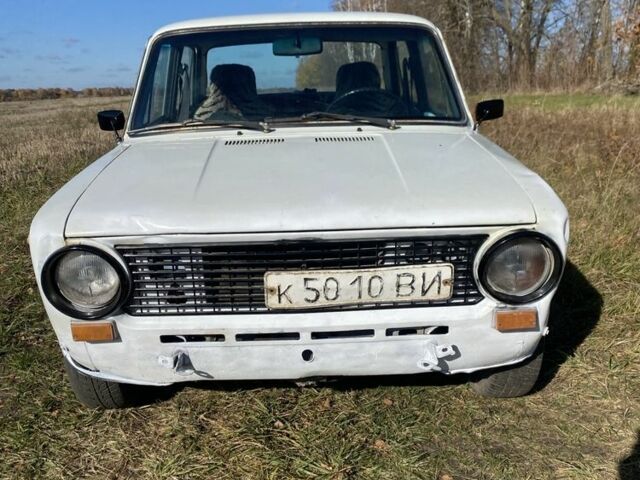 ВАЗ 2101 1977 в Виннице на Automoto.ua Белый ВАЗ 2101, объемом двигателя 1.3 л и пробегом 1000 тыс. км за 431 $, фото 4 на Automoto.ua