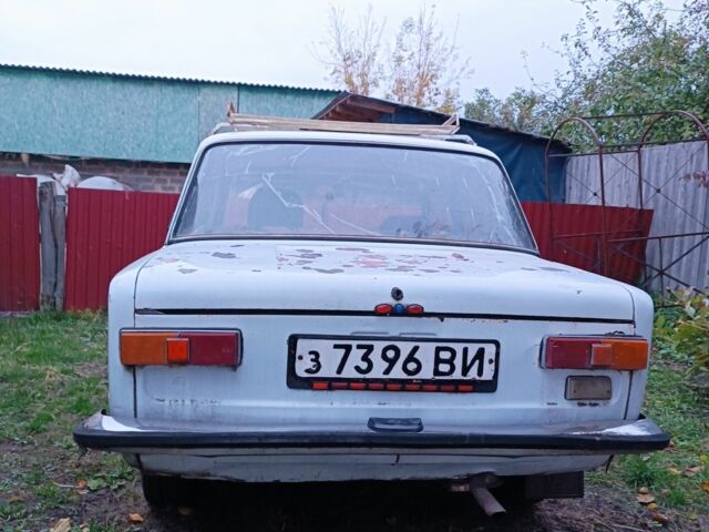 Белый ВАЗ 2101, объемом двигателя 1.3 л и пробегом 400 тыс. км за 400 $, фото 1 на Automoto.ua