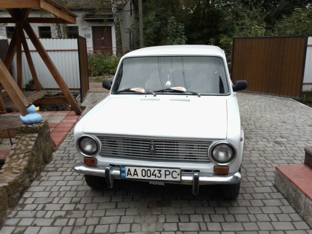 ВАЗ 2101 1977 в Погребище на Automoto.ua Белый ВАЗ 2101, объемом двигателя 1.2 л и пробегом 137 тыс. км за 900 $, фото 1 на Automoto.ua