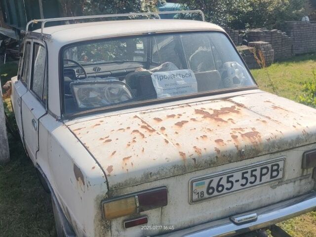 Белый ВАЗ 2101, объемом двигателя 0 л и пробегом 47 тыс. км за 300 $, фото 3 на Automoto.ua