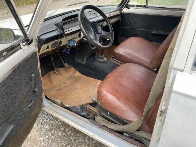 Белый ВАЗ 2101, объемом двигателя 0 л и пробегом 2 тыс. км за 300 $, фото 4 на Automoto.ua