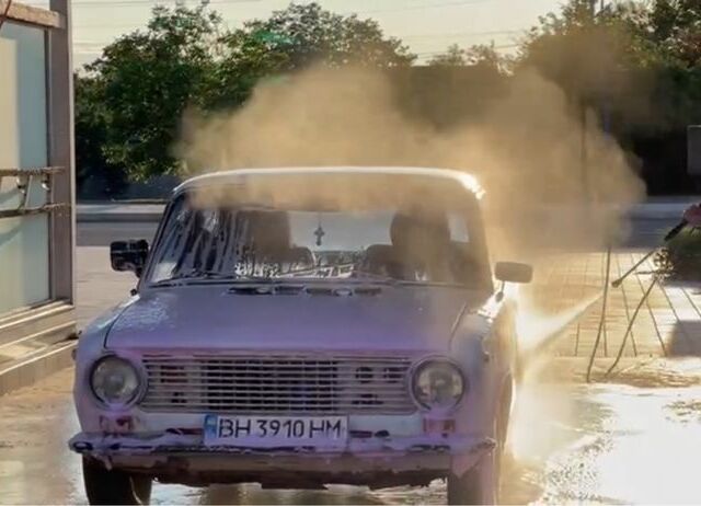 Белый ВАЗ 2101, объемом двигателя 1.3 л и пробегом 1 тыс. км за 420 $, фото 3 на Automoto.ua