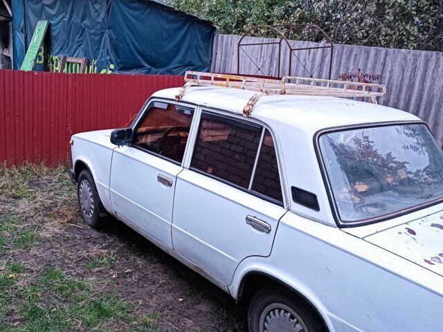 Белый ВАЗ 2101, объемом двигателя 1.3 л и пробегом 400 тыс. км за 400 $, фото 2 на Automoto.ua
