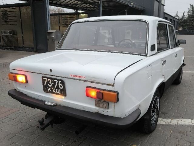 Белый ВАЗ 2101, объемом двигателя 0 л и пробегом 222 тыс. км за 350 $, фото 4 на Automoto.ua