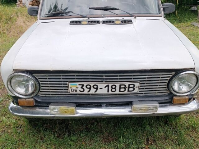 Белый ВАЗ 2101, объемом двигателя 1 л и пробегом 85 тыс. км за 27000 $, фото 2 на Automoto.ua