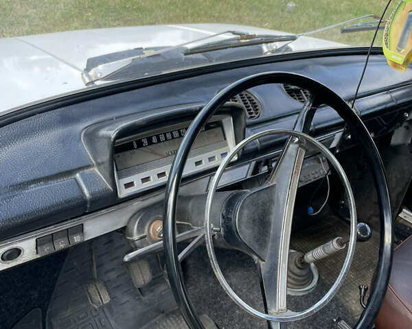 Белый ВАЗ 2101, объемом двигателя 1.2 л и пробегом 150 тыс. км за 1000 $, фото 2 на Automoto.ua