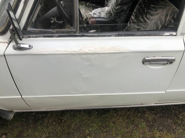 Белый ВАЗ 2101, объемом двигателя 1.2 л и пробегом 3 тыс. км за 521 $, фото 3 на Automoto.ua