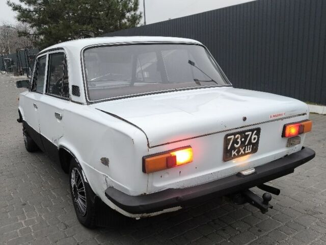 Белый ВАЗ 2101, объемом двигателя 0 л и пробегом 222 тыс. км за 350 $, фото 6 на Automoto.ua