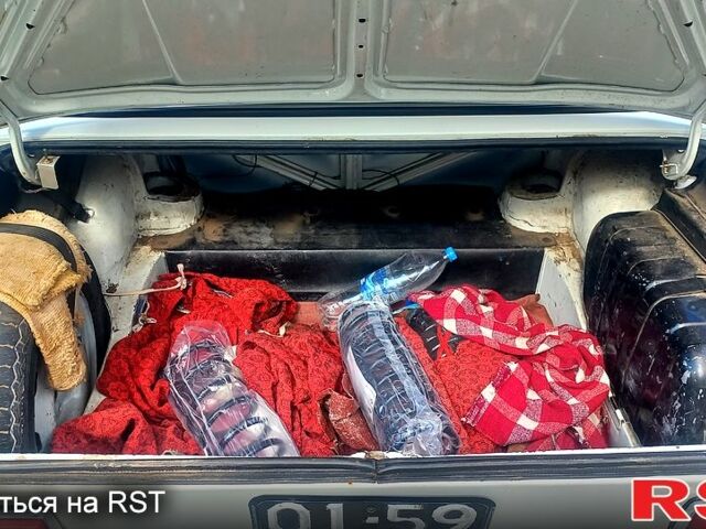 Белый ВАЗ 2101, объемом двигателя 1.3 л и пробегом 84 тыс. км за 1000 $, фото 7 на Automoto.ua