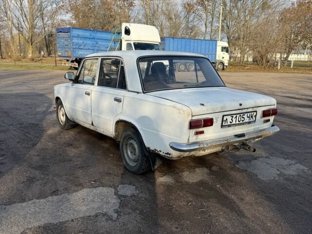 Белый ВАЗ 2101, объемом двигателя 1.3 л и пробегом 200 тыс. км за 203 $, фото 2 на Automoto.ua