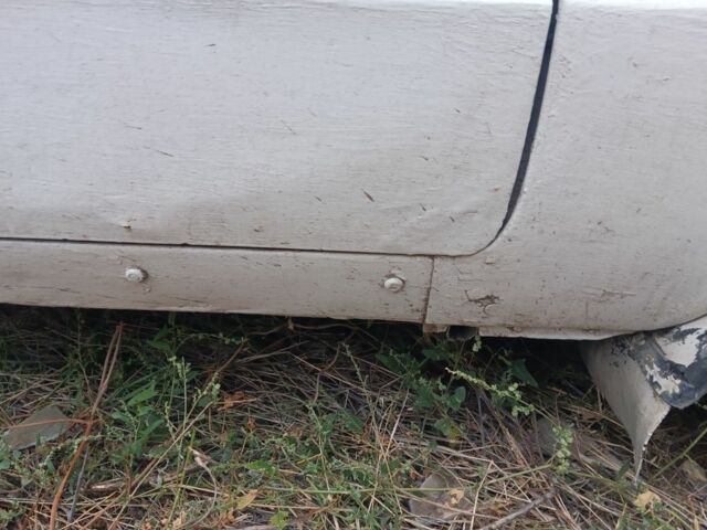 Белый ВАЗ 2101, объемом двигателя 0 л и пробегом 127 тыс. км за 656 $, фото 3 на Automoto.ua