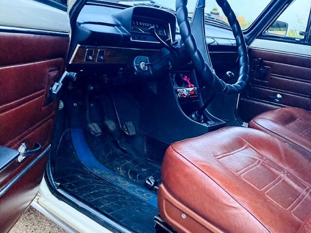 Белый ВАЗ 2101, объемом двигателя 1.3 л и пробегом 57 тыс. км за 1250 $, фото 3 на Automoto.ua