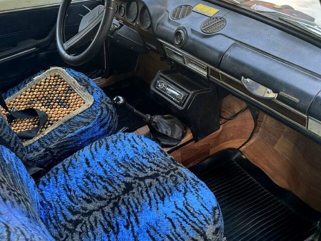 Білий ВАЗ 2101, об'ємом двигуна 1.1 л та пробігом 303 тис. км за 360 $, фото 3 на Automoto.ua