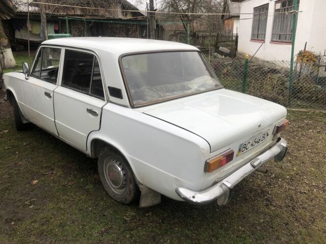 Белый ВАЗ 2101, объемом двигателя 1.2 л и пробегом 3 тыс. км за 521 $, фото 2 на Automoto.ua