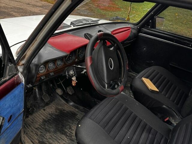ВАЗ 2101 1979 в Александрие на Automoto.ua Белый ВАЗ 2101, объемом двигателя 1.3 л и пробегом 3 тыс. км за 362 $, фото 4 на Automoto.ua